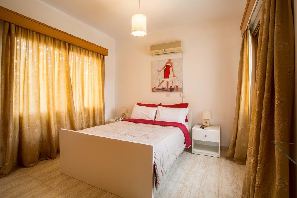 Coral Bay Sunkiss Villa Luaran gambar